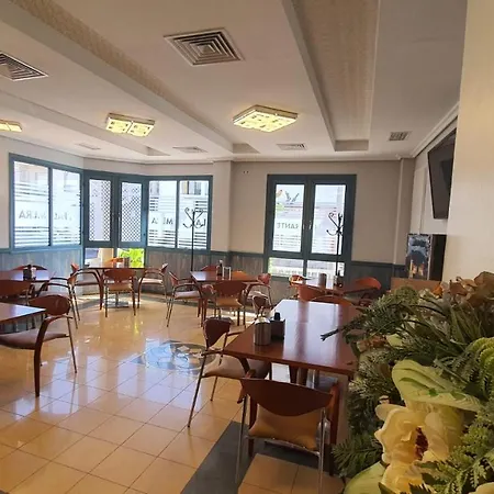 Hostal La Palmera-3
