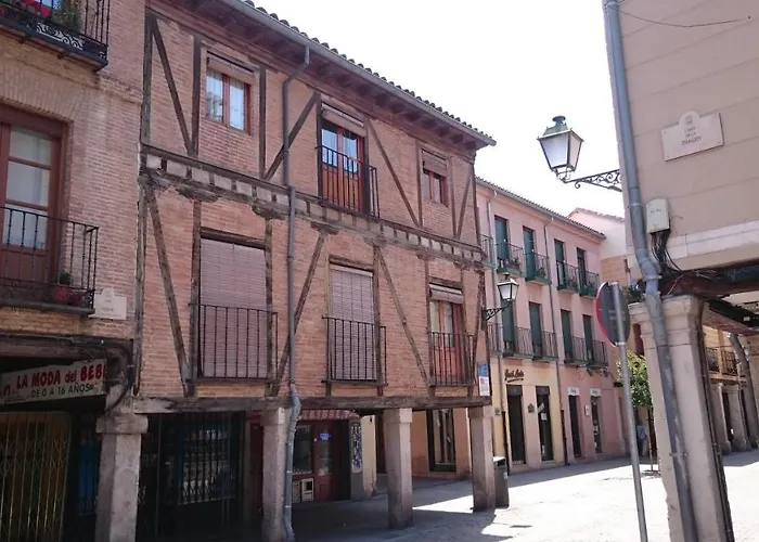 Casa de Huéspedes Vecinodecerbantes Alcalá de Henares, España
