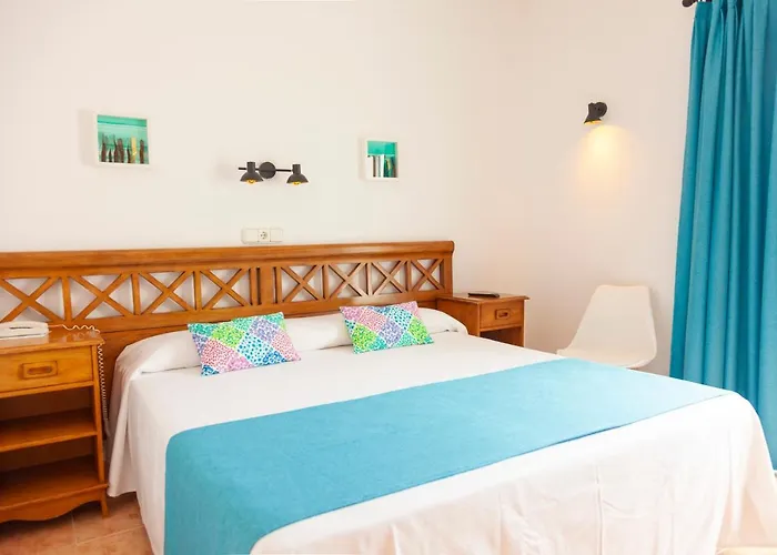 Hotel Roca Plana Es Pujols, España