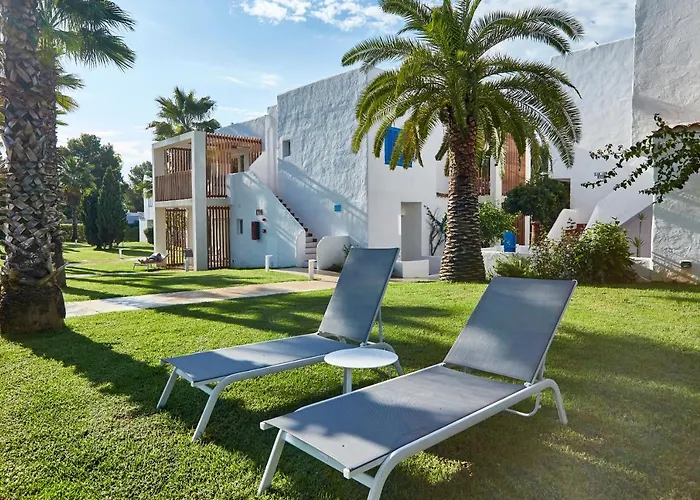 Cala Llenya Resort Ibiza