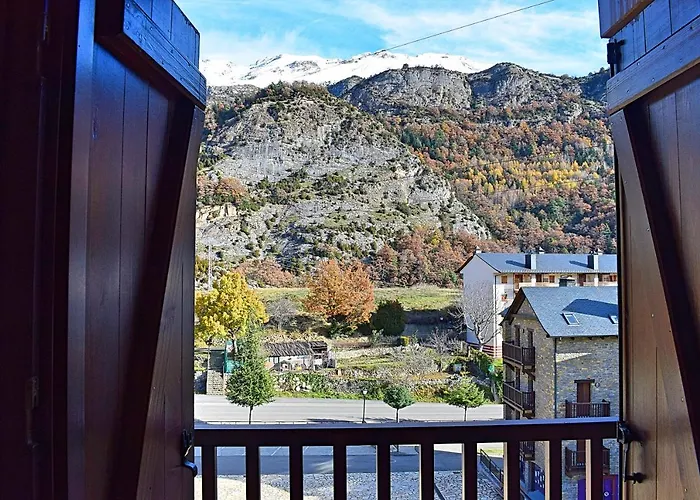 Escarra - Reformado, acogedor y luminoso, con garaje cubierto y ascensor BY PIRINEOS 360