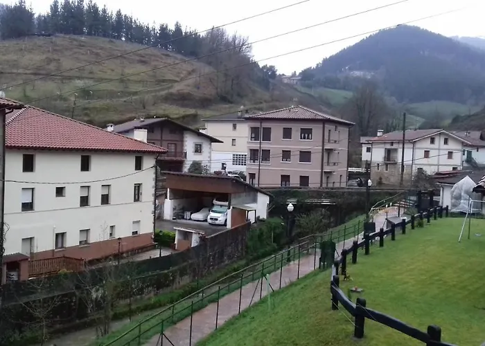 Albergue Usandi Auto Check-In Ziortza-Bolibar, España