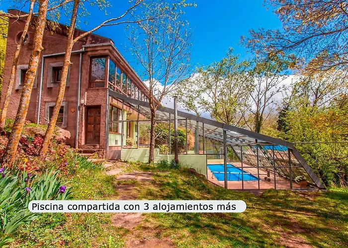 Villa El Molí de Dalt Riudaura, España