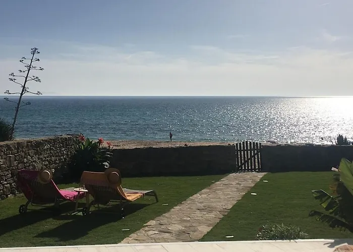 Alma De Bolonia Casa con encanto en primera linea de playa Bolonia Cadiz, España