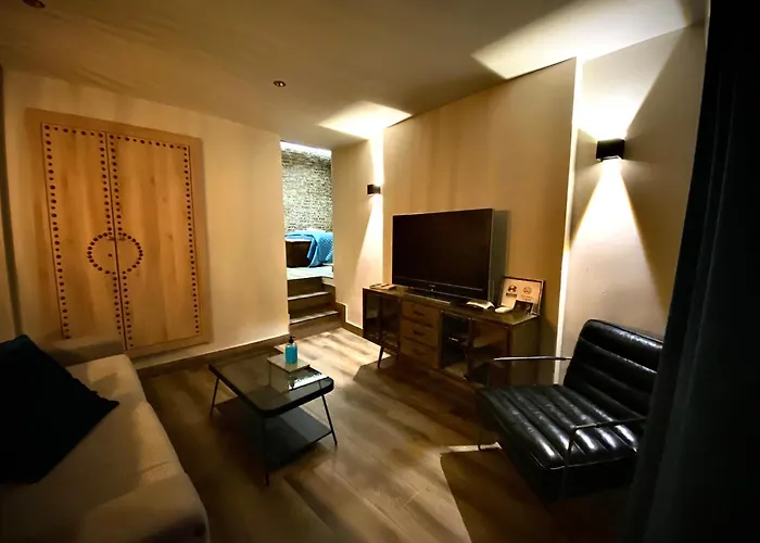 Alvarado Loft Rural