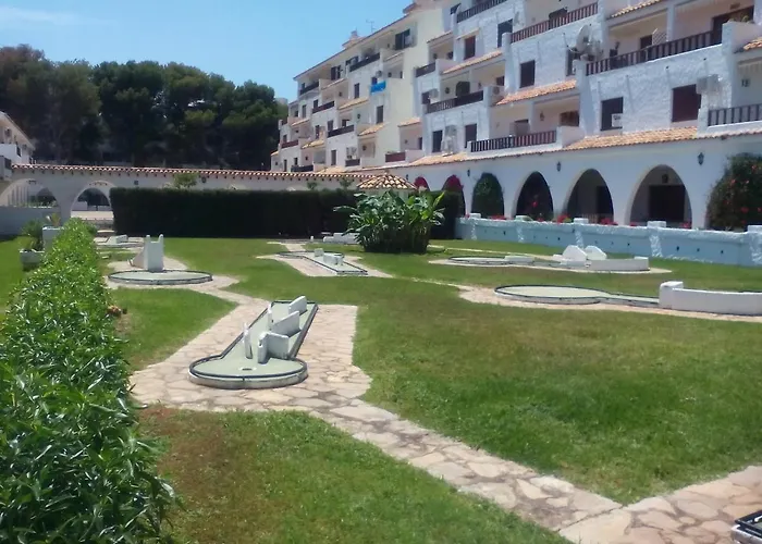 Apartamentos Alcossebre El Faro Apartaments Alcossebre Piscina, Playa y diversión