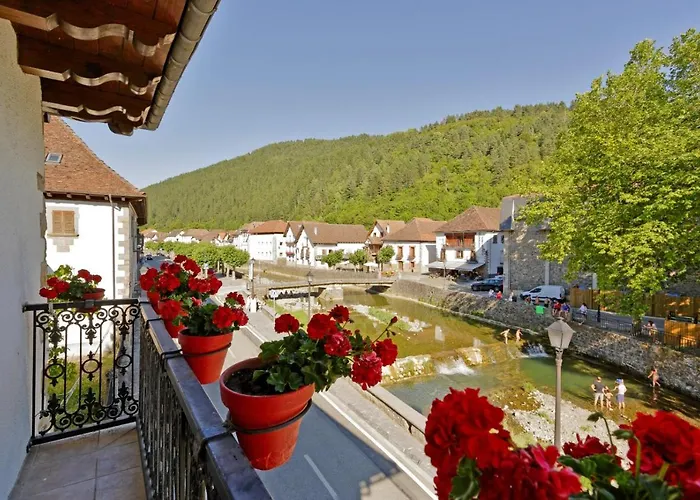 Aizkolarienea