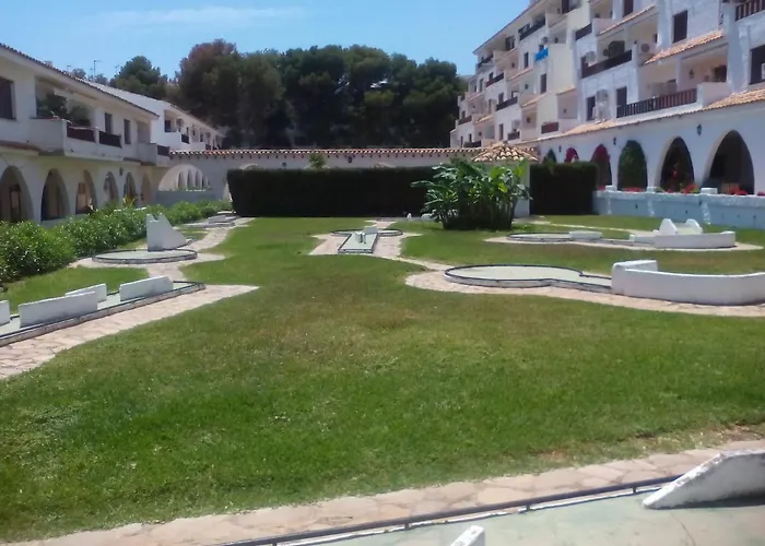 Apartamentos Alcossebre El Faro Apartaments Alcossebre Piscina, Playa y diversión