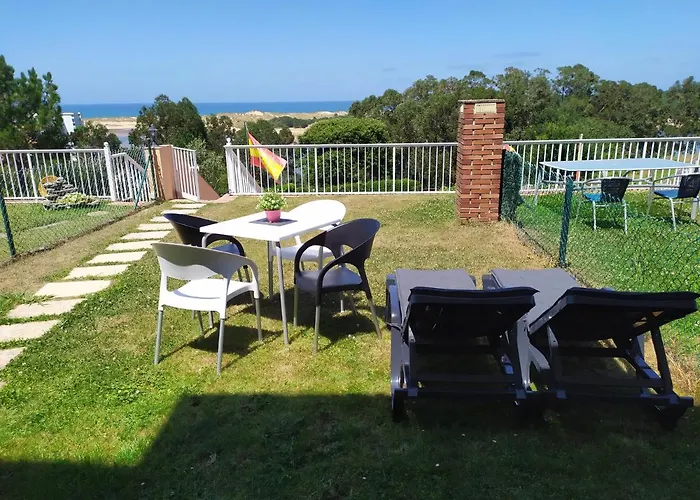 Con Jardín Privado Cerca Playa Usil - Mogro