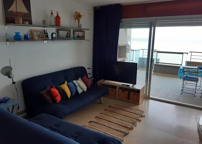 Apartamento vistas mar primera linea playa