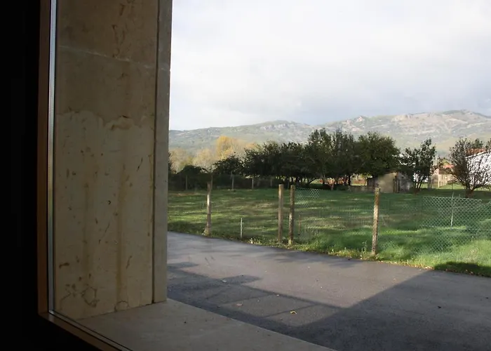 Albergue Nubra Vegaquemada