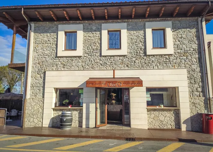 Hostal Óleo Auto Check-in Santander, España