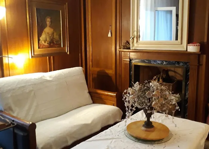 D'HÔTES CHEZ CATHERINE A REUS Chambre Bord De Mer Avec Salle De Bains Privée