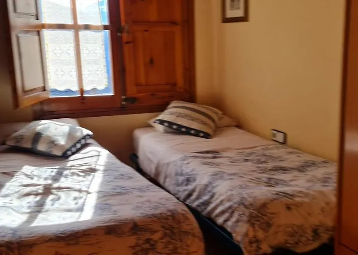 Apartaments Rurals XIX Queralbs , España