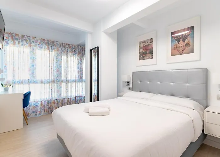 Cruces Metro Rooms Barakaldo, España