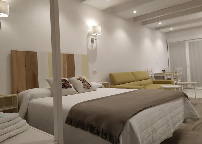 Apartamentos El Brezu La Vega de los Caseros, España
