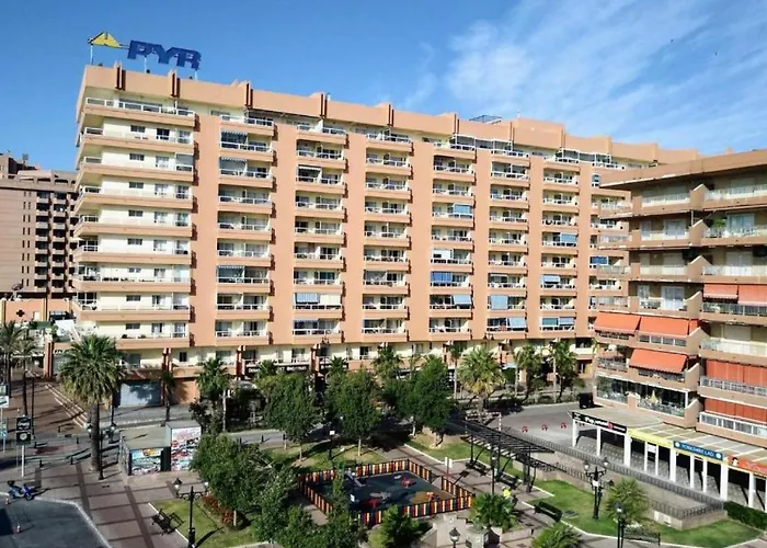 Estudio El Puerto - En el mismo centro de Fuengirola, primera línea de playa