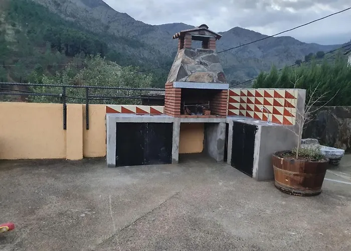Rurales Hurdes Altas - La Antigua Guarderia