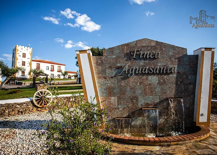 Finca Aguasanta Higuera la Real, España