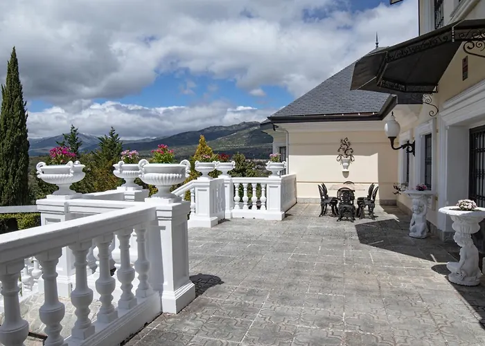 Quinta Navalafuente, Casa Rural, Villa COMPLETA en Madrid, España