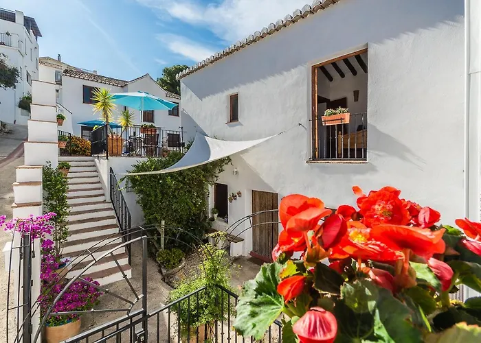 Casa Luna - 16Th Century Traditional Spanish Village House