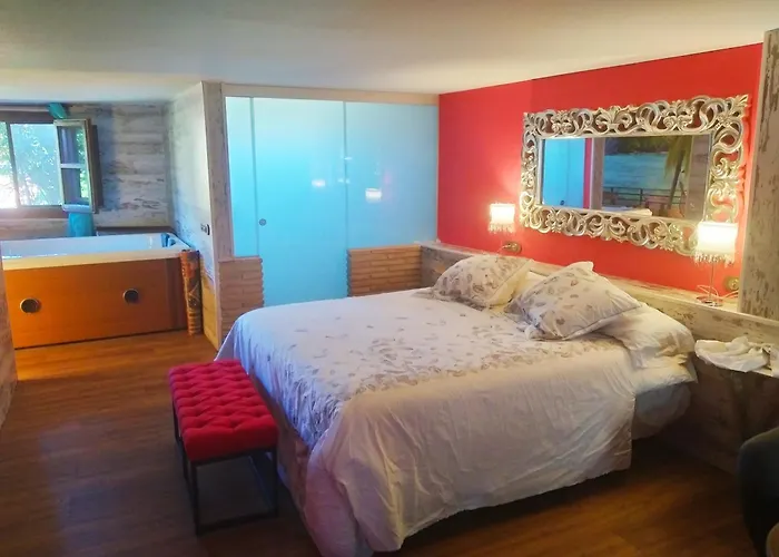 Boutique Real Posada De Liena Con 1 Jacuzzi Y Restaurante Liena