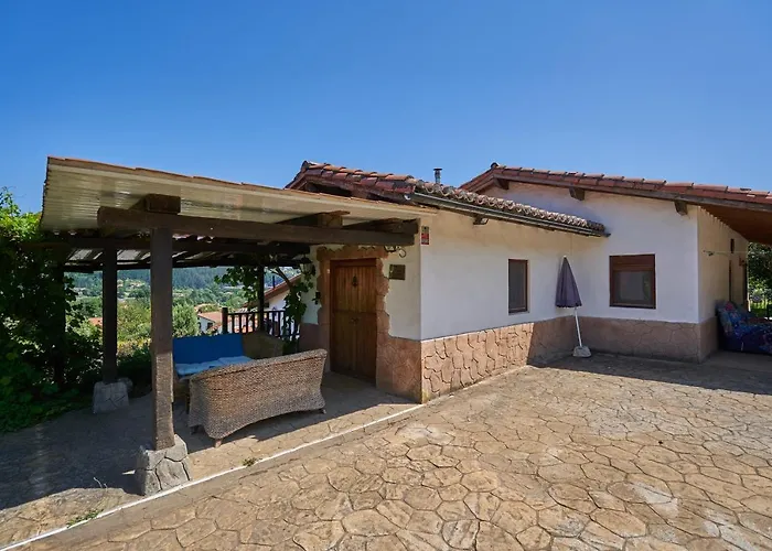 Garai Etxea, casa adosada en la montaña