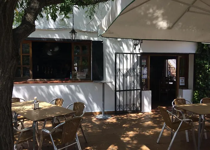 Pensión Restaurante El Cruce de Hornos