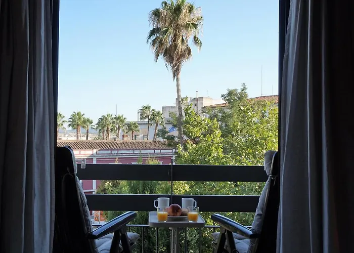 Apartamentos IMPLUVIUM plaza del Parador