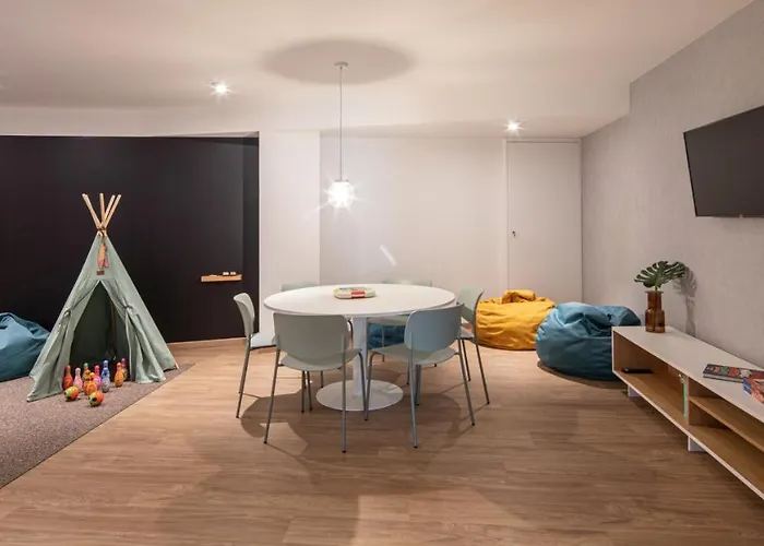 Apartamentos Forum Ceao