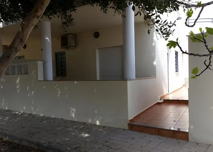 Apartamentos Carolina San José, España