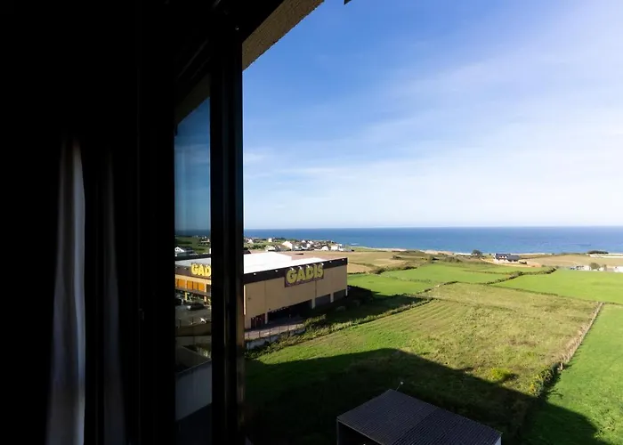 Playa de Llas Foz, España
