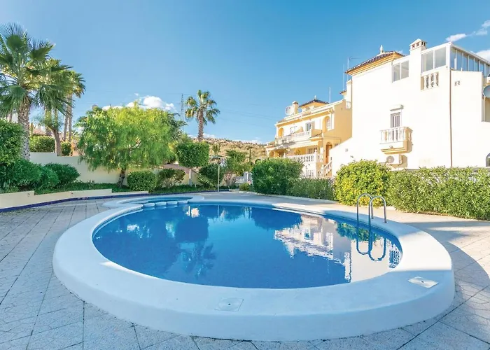 Villa Urb Pueblo Lucero Rojales, España