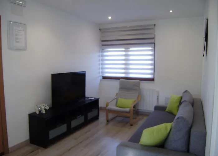 Apartamentos La Tata Avilés, España