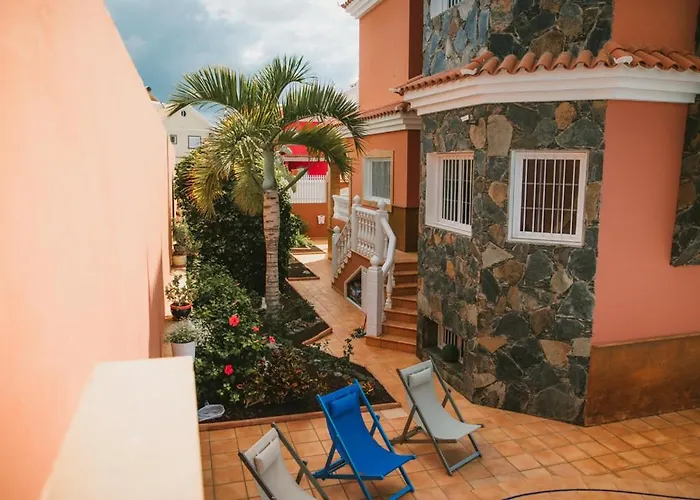 Villa Morada Sonneland con piscina privada climatizada