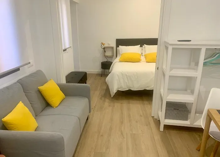 Puerta de Caceres Apartamento 5 Callejón De Don Álvaro