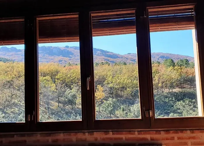 Casa Rural Las Lanchas Hontanar, España