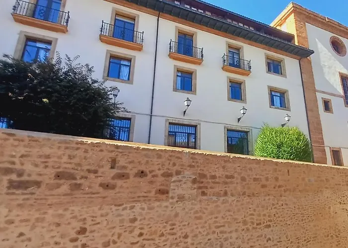 Nuevo-Casco Histórico-Parking gratuito.