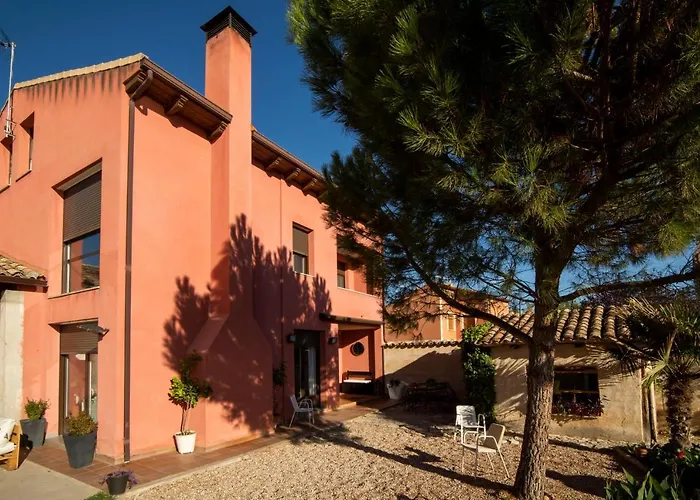 Casa con piscina La Ren Lecrés