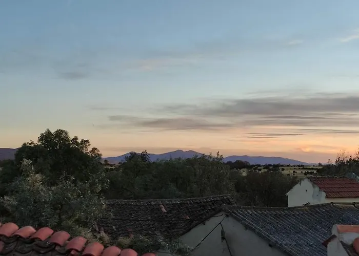 Villa CASA GELA. Entorno rural Berrocal , España