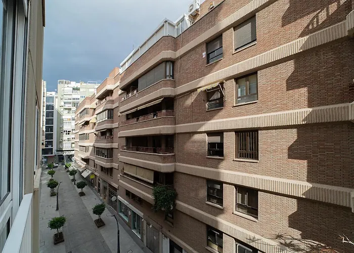 Expoholidays - General Tamayo Parking Gratis