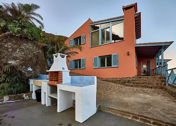 Casa Naranja