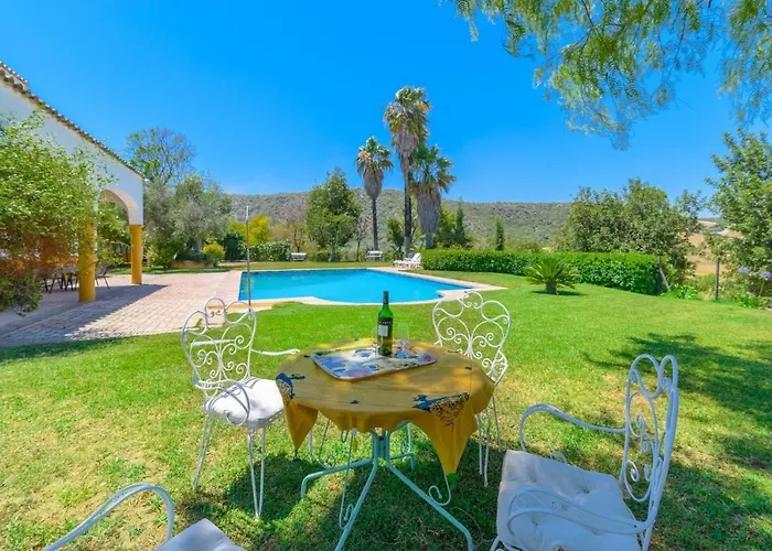 Cortijo Sierra Y Lago With Private Swimming Pool
