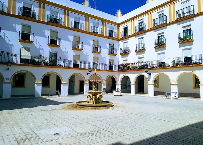 Los Patios de la Caleta