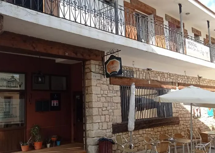 Hostal Restaurante Braseria Muela De San Juan