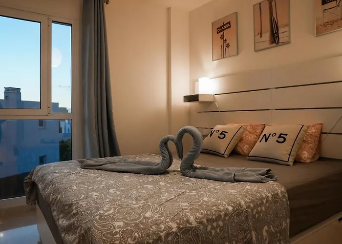 Villa Nirvana - Luxury Villa With Heated Pool Playa Paraiso , Spain