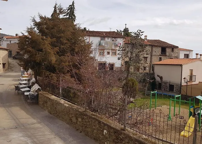 Apartamentos Las Huertas Villamiel, España
