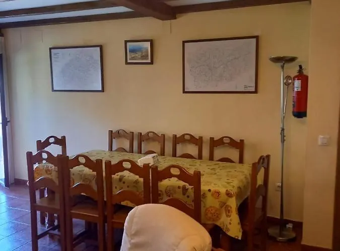 Casa Rural La Cerra Navalguijo, España