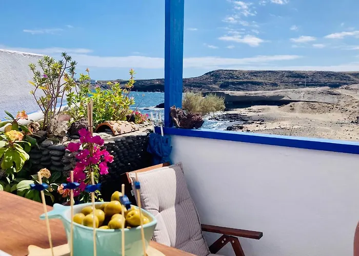 Villa Casa Dora: Tradicional y al borde del mar. Porís de Abona, España