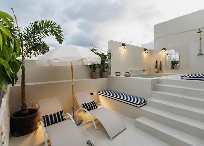 La Colonial Suites Apartamentos de Lujo